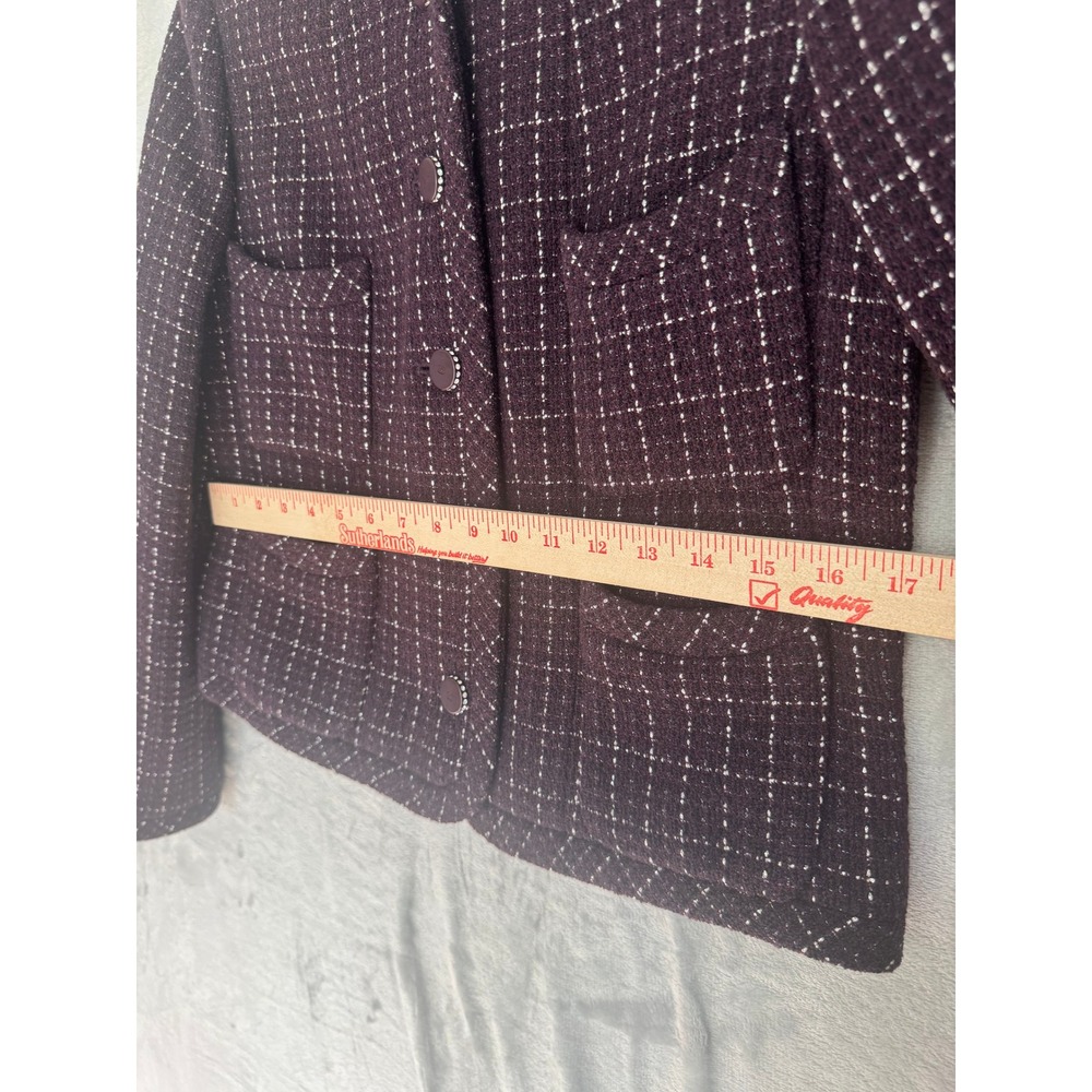 Chanel 02P Plum Purple Tweed Jacket Blazer CC Crystal Buttons FR 42 US 10 - Picture 4 of 12